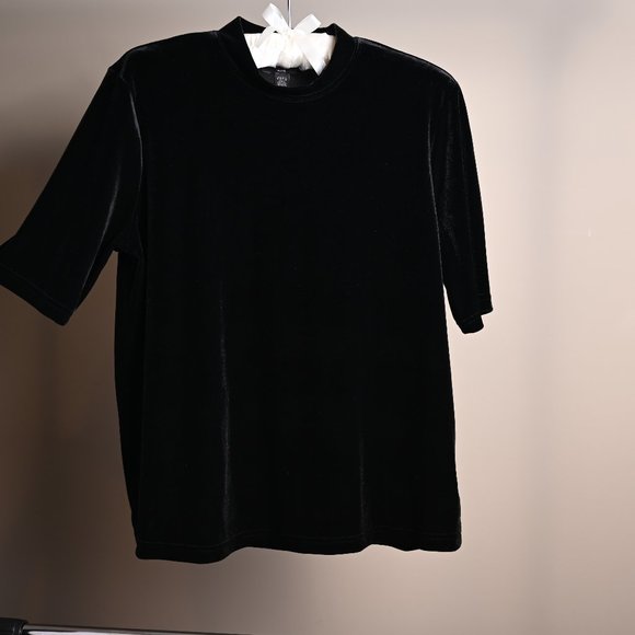 Black Velvet Mock Neck top with Short Sleeves, Petite L by Lord & Taylor - Picture 1 of 5
